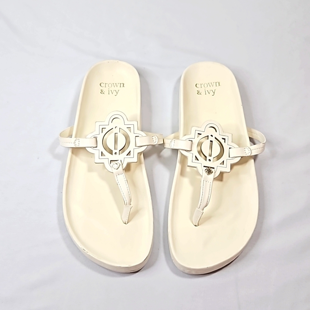 crown & ivy white wylie footbed sandals Sz 8